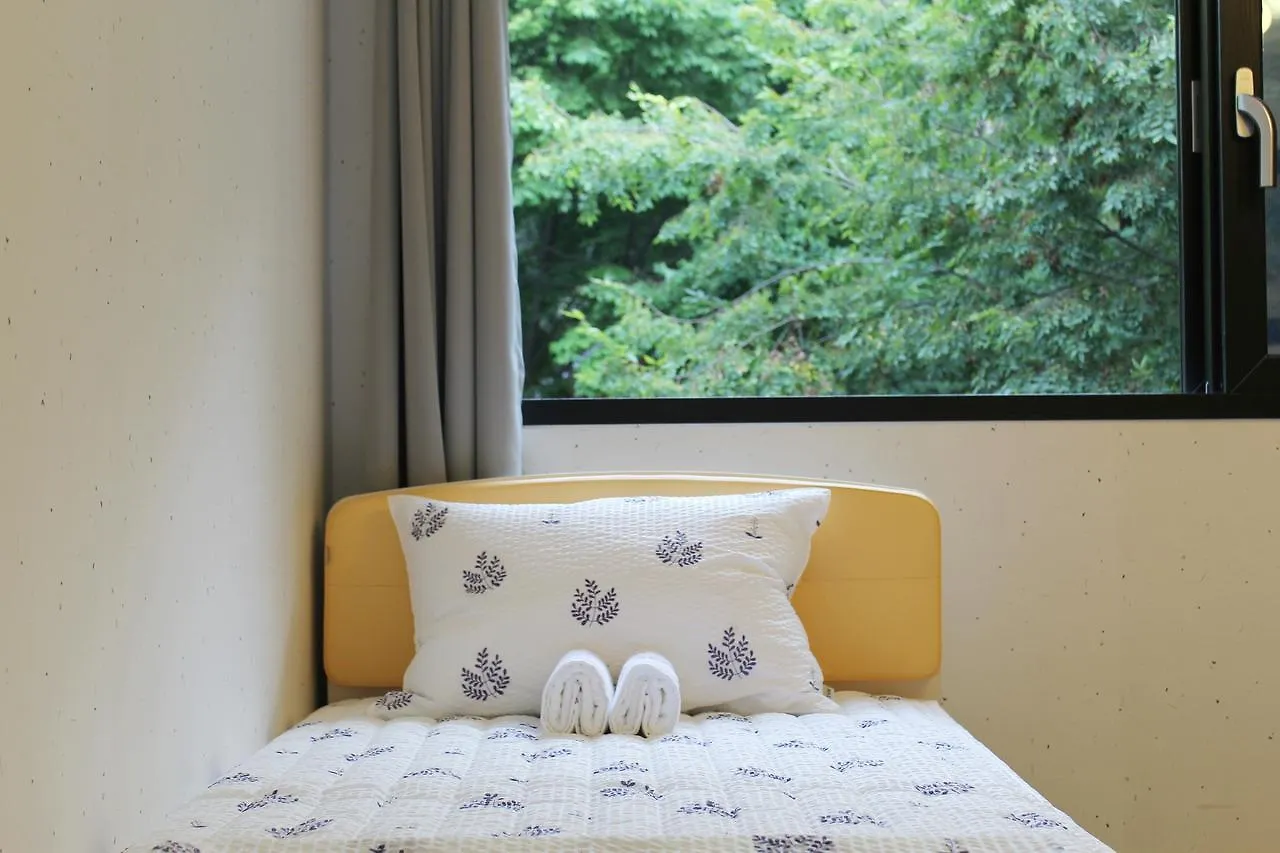 Lia House Hostel Busan South Korea